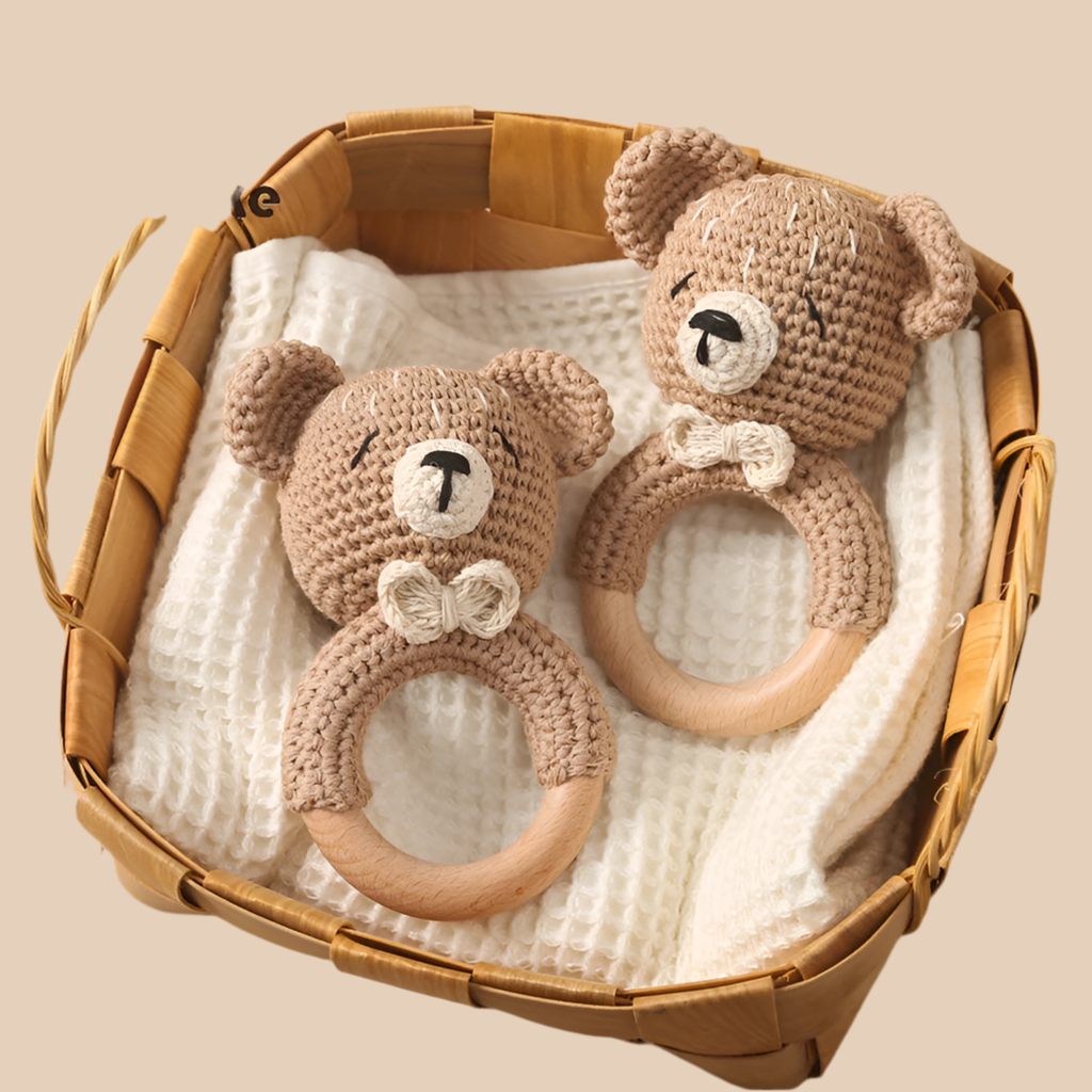 1PC Crochet Animal Bear Rattle Toy Soother Bracelet Wooden Teether Ring Baby Product Mobile Pram Crib Wooden Toys Newborn Gifts